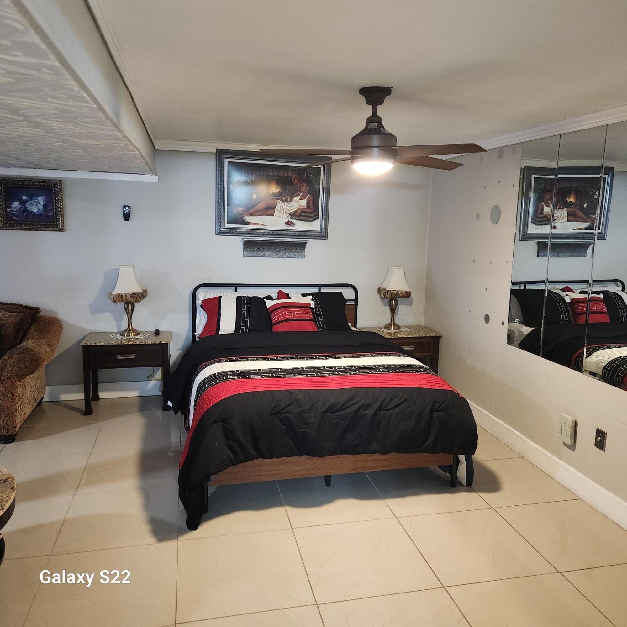 Bed and Breakfast Cozy Mobay Hampton Zewnętrze zdjęcie